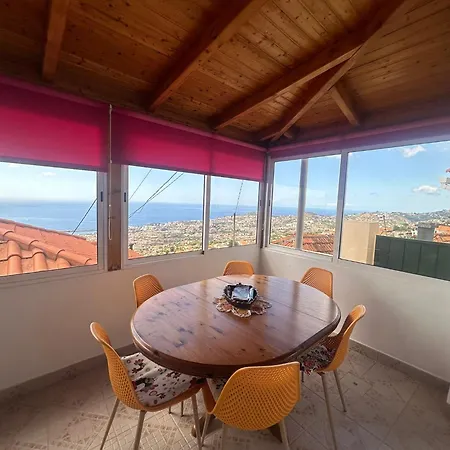 The Hill View House Tatil Evi *