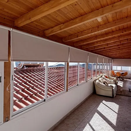 The Hill View House * 푼샬