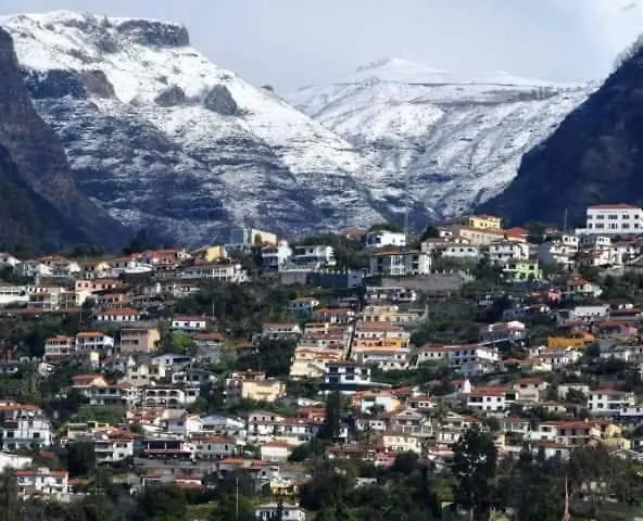 Σπίτι διακοπών The Hill View House Φουνκάλ