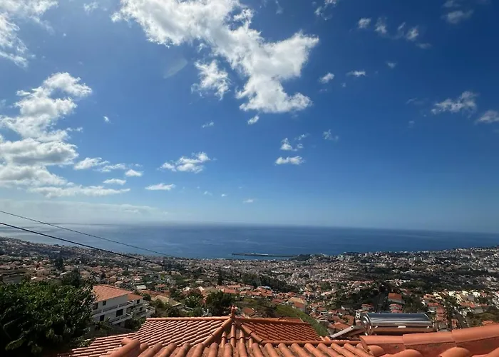 The Hill View House Σπίτι διακοπών *