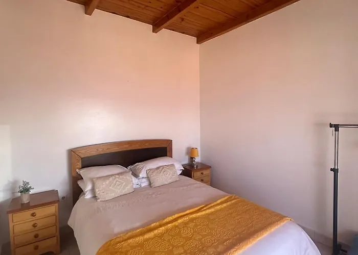 The Hill View House